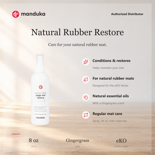 Manduka Natural Rubber Restore Gingergrass 8 oz / 237 ml — perawatan matras karet alami.
